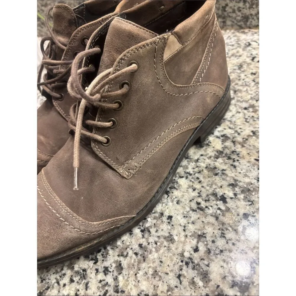 Clarks timeless suede